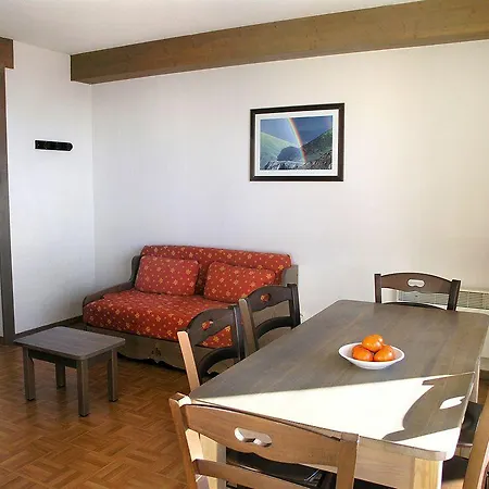 Aparthotel Ecrin Des Neiges 3*