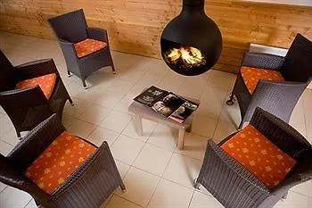 Hotel apartamentowy L'ecrin Des Neiges 3*