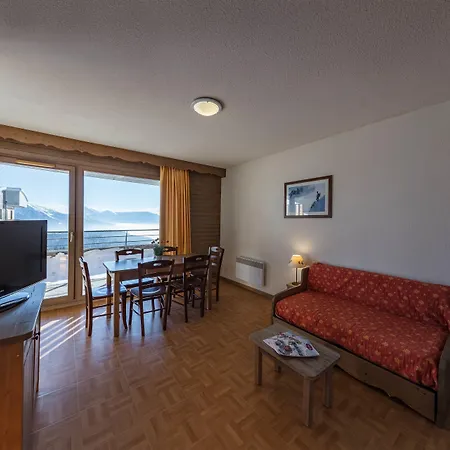 Apartmanhotel L'ecrin Des Neiges 3*