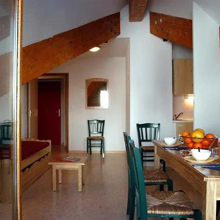 Hotel apartamentowy L'ecrin Des Neiges Chamrousse