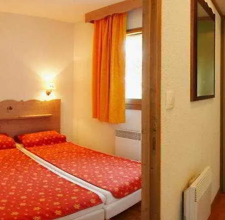 Aparthotel Ecrin Des Neiges 3*