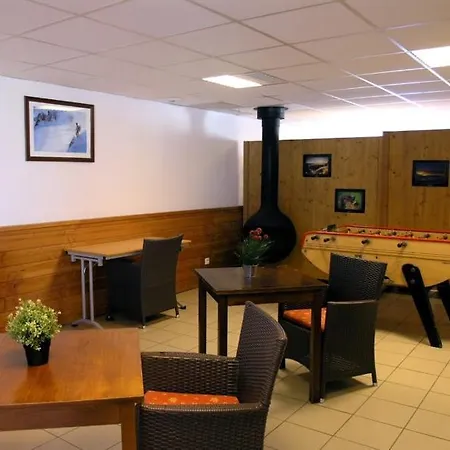 Apartmanhotel L'ecrin Des Neiges Chamrousse
